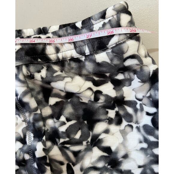 Isaac Mizrahi Soho Petite Quilted Knit Jacquard Skort PITCH BLACK NWOT SIZE 3XP - Picture 9 of 10